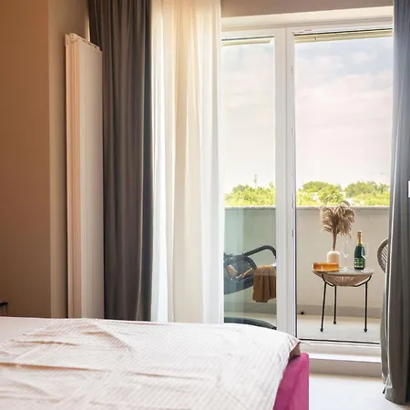 Topaz 54 In Odyssey Spa&pool-parking مامايا
