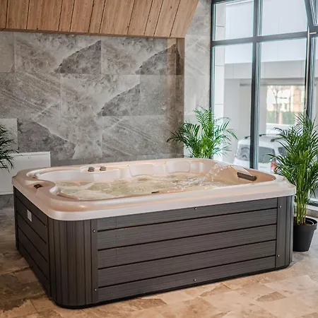 Topaz 54 In Odyssey Spa&pool-parking شقة *