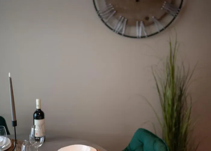 Apartment Topaz 54 In Odyssey Spa&pool-parking Mamaia